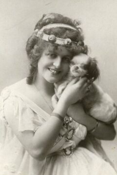 Marie Studholme